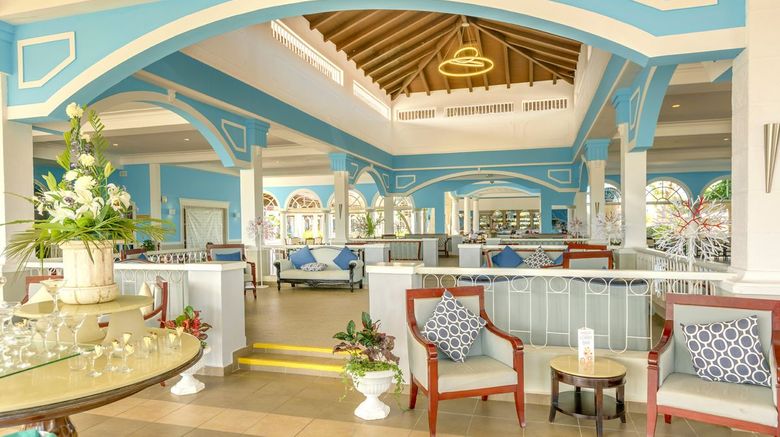 <b>Grand Memories Santa Maria Lobby</b> <b>Grand Memories Santa Maria Lobby</b>
