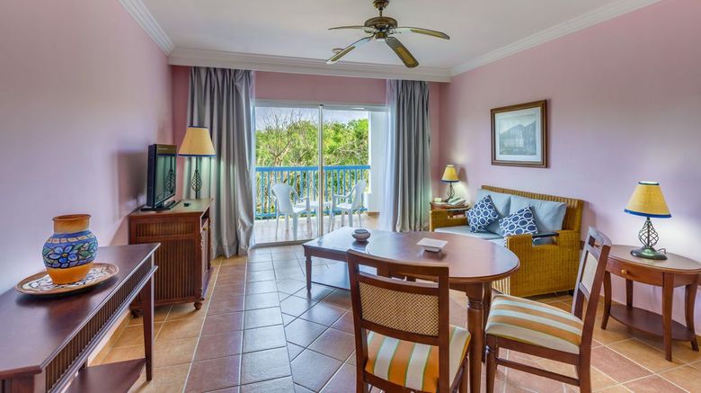 <b>Grand Memories Santa Maria Suite</b> <b>Grand Memories Santa Maria Suite</b>