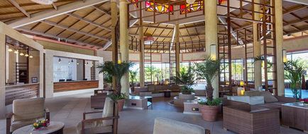 Memories Flamenco Beach Resort Lobby