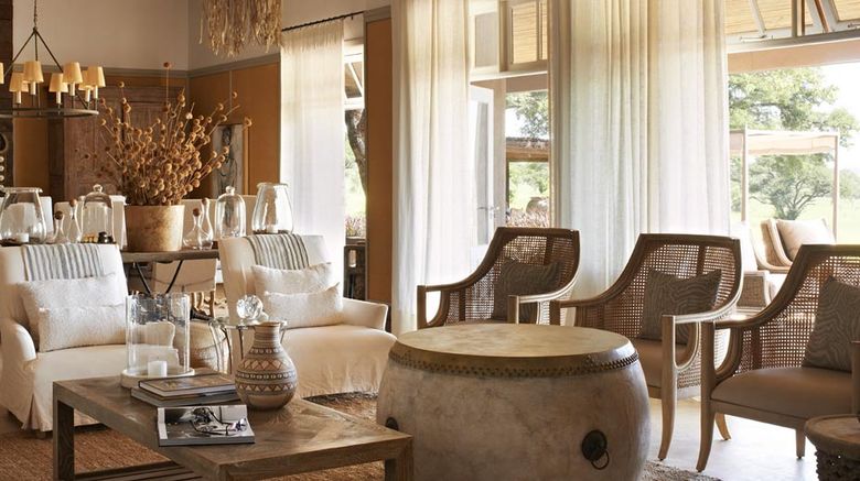 <b>Singita Serengeti House Lobby</b>