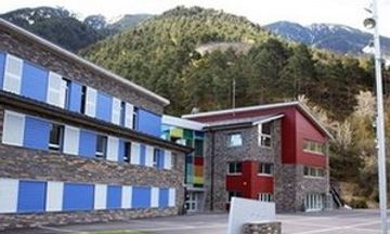 Alberg La Comella Hostel