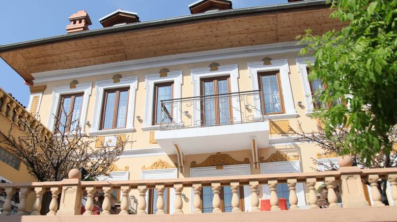 Villa Tafaj Hotel Exterior