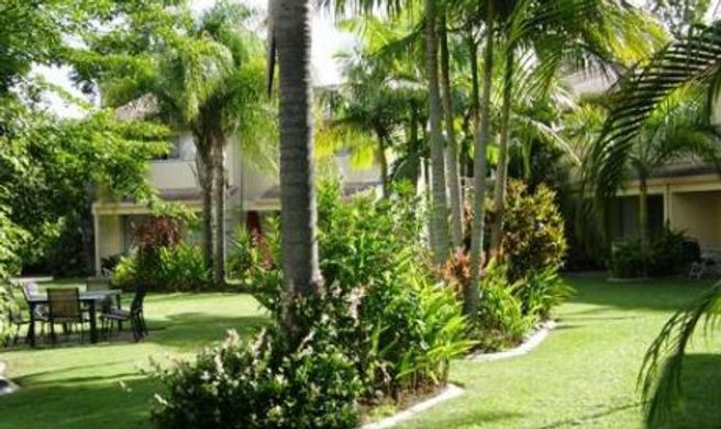 Noosa Gardens Riverside Resort Exterior
