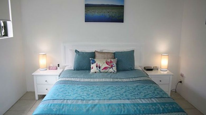 <b>Noosa River Retreat Room</b>