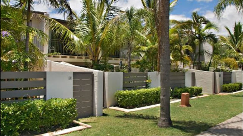 Noosa Terrace  and  Belmondos Resort Exterior