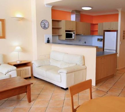 Twin Quays Suite
