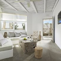 Delmar Apartments & Suites