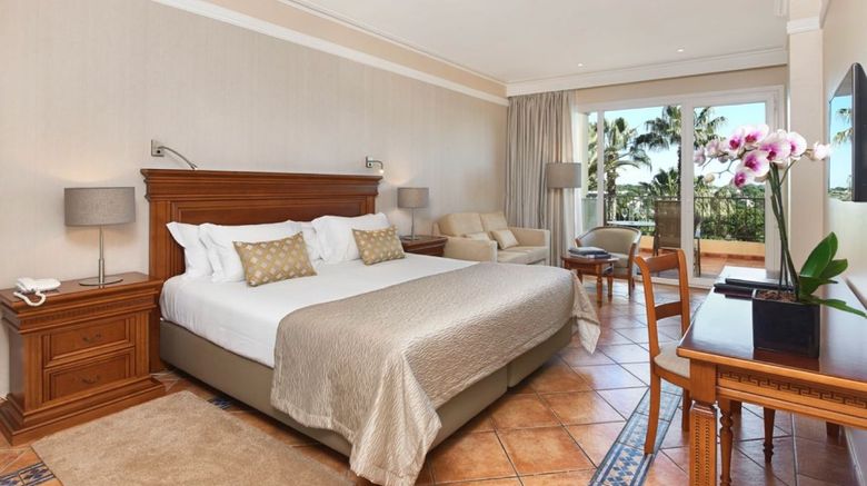 <b>Ria Park Hotel and Spa Room</b> <b>Ria Park Hotel and Spa Room</b>