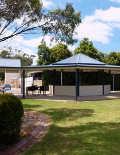 Woodbyne Resort
