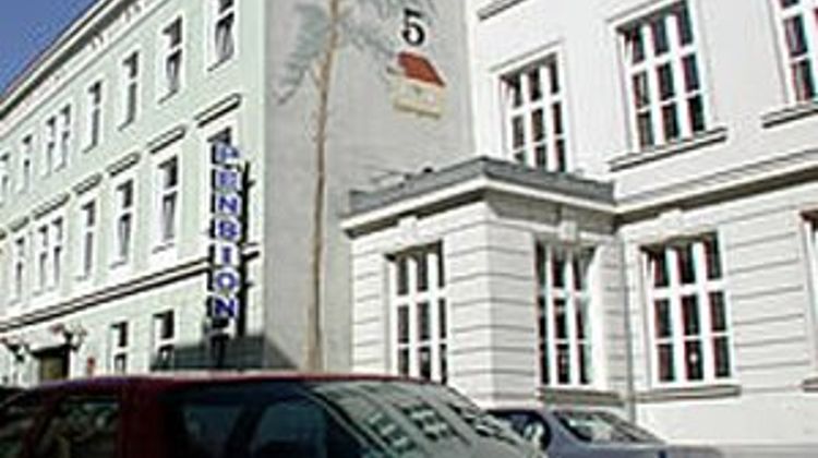 Pension Fuenfhaus Exterior
