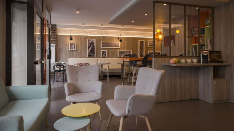 <b>Reims Hotel Bar/Lounge</b>