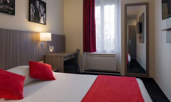 Reims Hotel Room