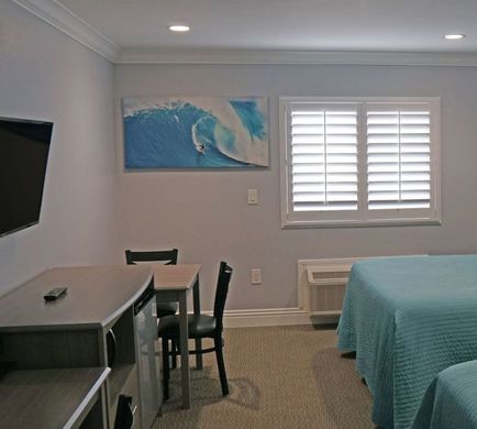 Surf City Inn Room