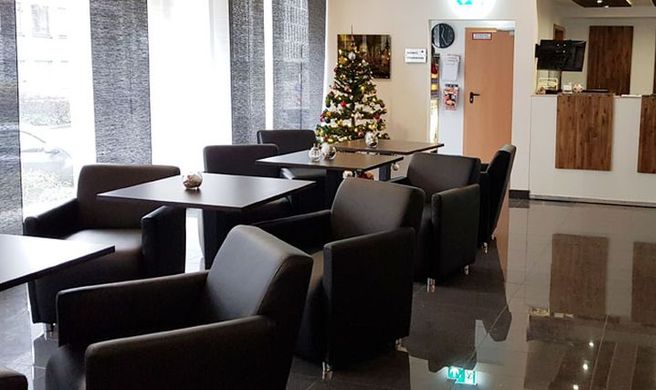 Central Hotel Lobby