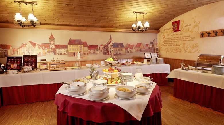 <b>Hotel Restaurant Lindenhof Restaurant</b>