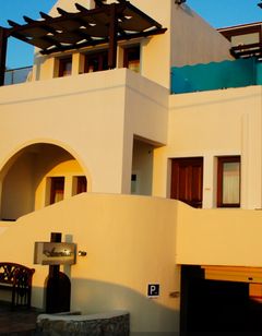 Amerisa Suites Santorini