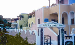 Black Sand Apartments & Hotel