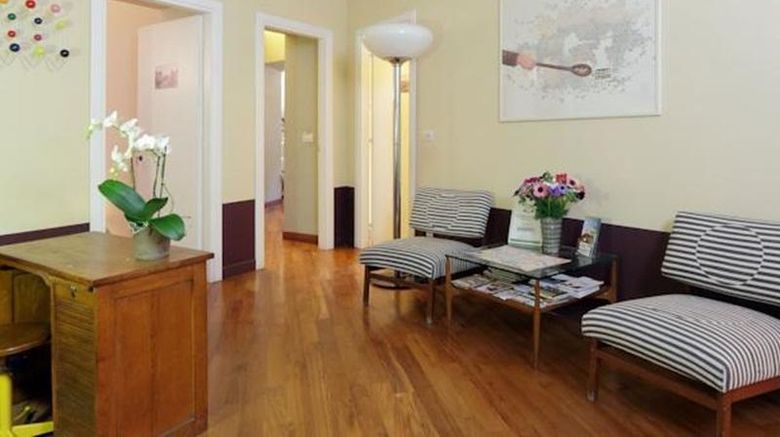 Mecenate Rooms B and B Lobby