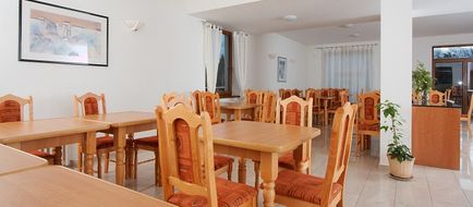 Chotol Hotel Restaurant