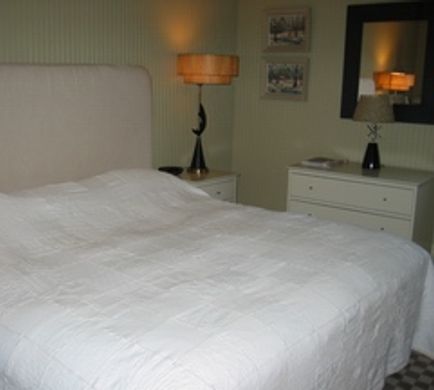 The Porches Inn Room