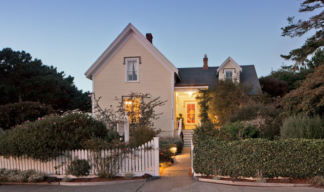 Packard House Inn Exterior