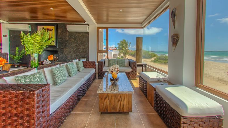 <b>Iguana Crossing Boutique Hotel Lobby</b> <b>Iguana Crossing Boutique Hotel Lobby</b>