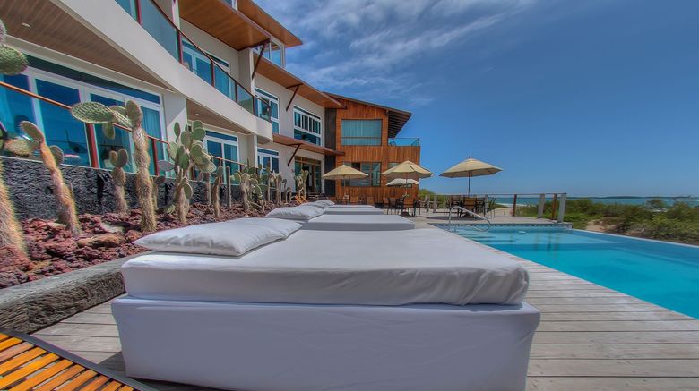 <b>Iguana Crossing Boutique Hotel Pool</b> <b>Iguana Crossing Boutique Hotel Pool</b>