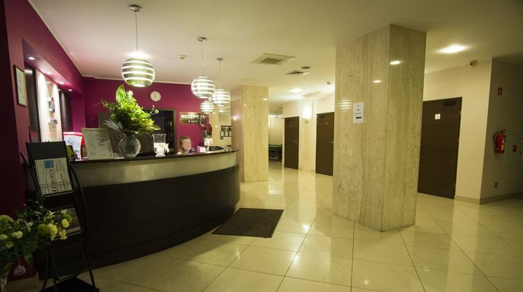 Mhotel Lobby