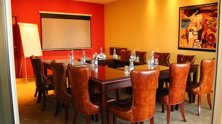 <b>Duvet Center Hotel Meeting</b>