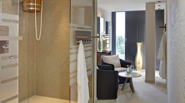 <b>Steigenberger Hotel Bremen Spa</b> <b>Steigenberger Hotel Bremen Spa</b>