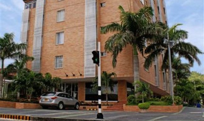 Apartahotel Torre Del Prado Exterior