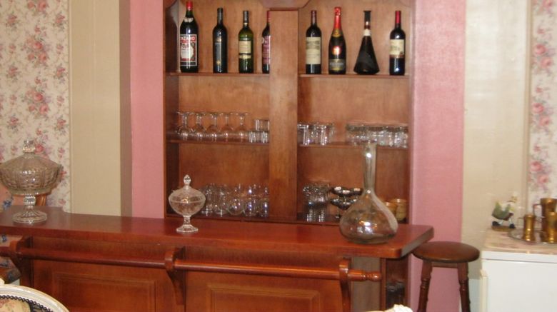 <b>Chateau de Moulin le Comte B&B Restaurant</b>
