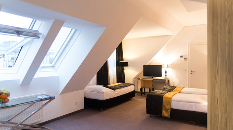 Elaya Hotel Vienna City West Suite