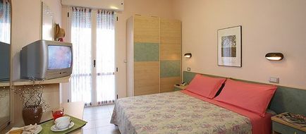 Hotel Tirsus Room