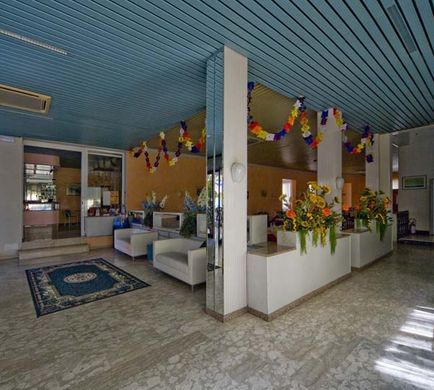 Hotel Lady B Lobby