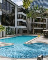 Cysuites Apartment Hotel