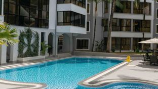 Cysuites Apartment Hotel