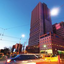 Oaks Melbourne on William Suites