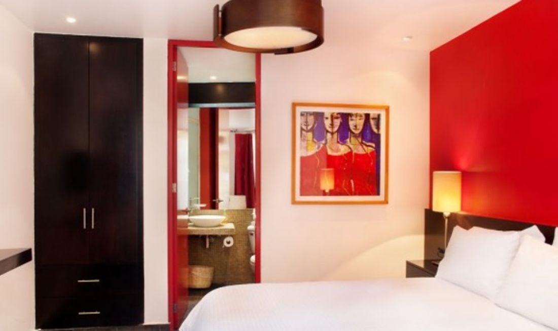 The Red Tree House Room