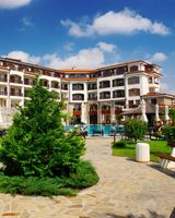 The Vineyards Resort