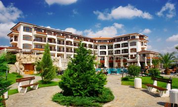 The Vineyards Resort