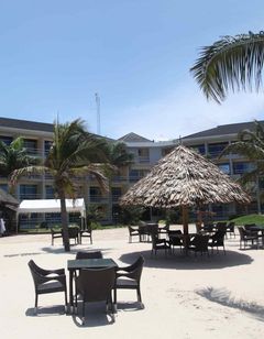 Giraffe Ocean View Hotel