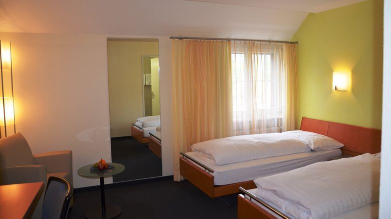 <b>Hotel Urs und Viktor Room</b>