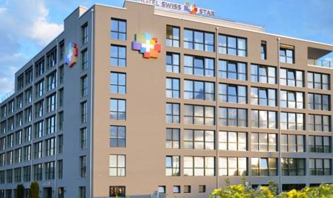 Hotel Swiss Star Exterior