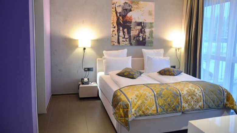 <b>Hotel Swiss Star Suite</b>