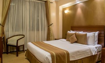 Summerdale Inn, Nairobi
