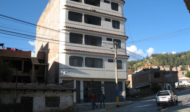 Peru Bergsport Hostel Exterior