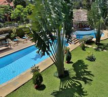 Cold Springs Karen Boutique Hotel Pool