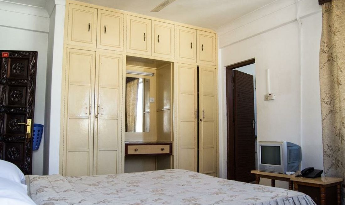 Manson Hotel Room