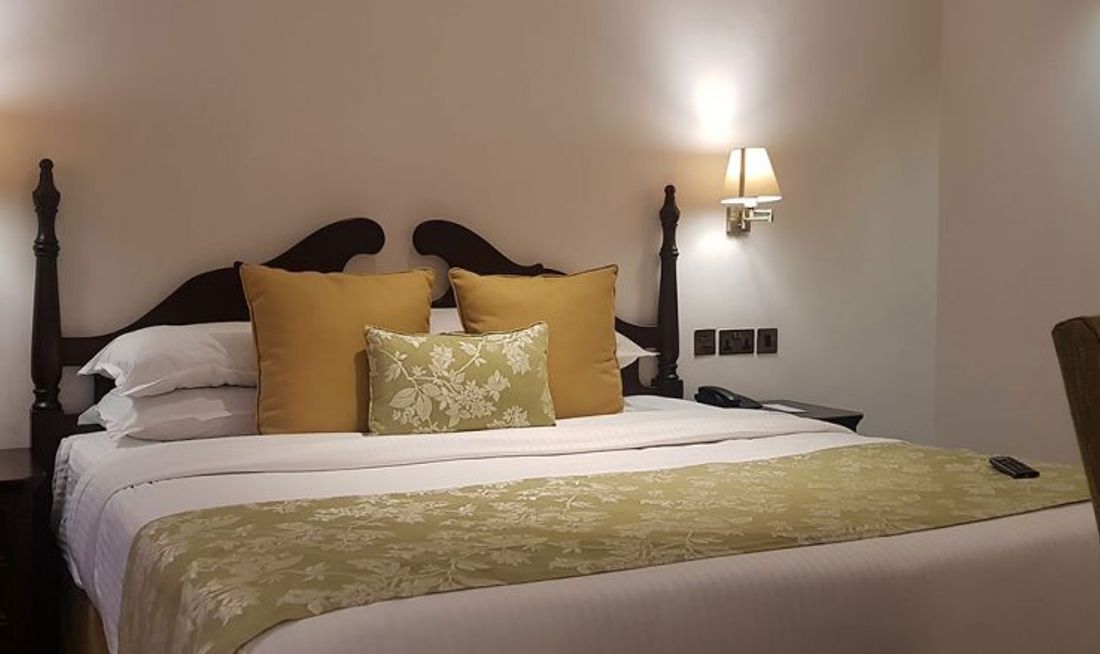 Midland Hotel Room